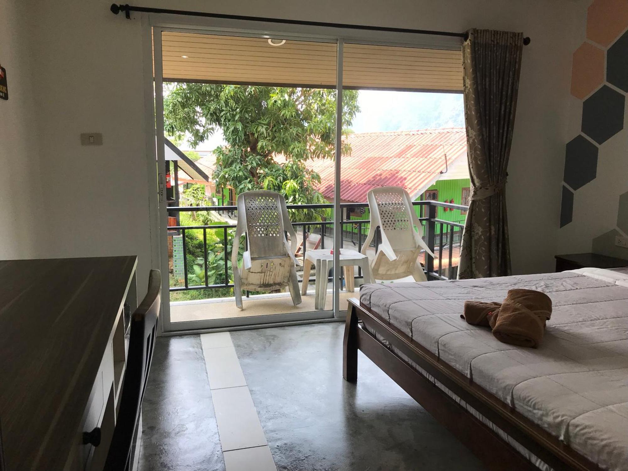 Pp Midnight Hotel Ko Phi Phi Zewnętrze zdjęcie